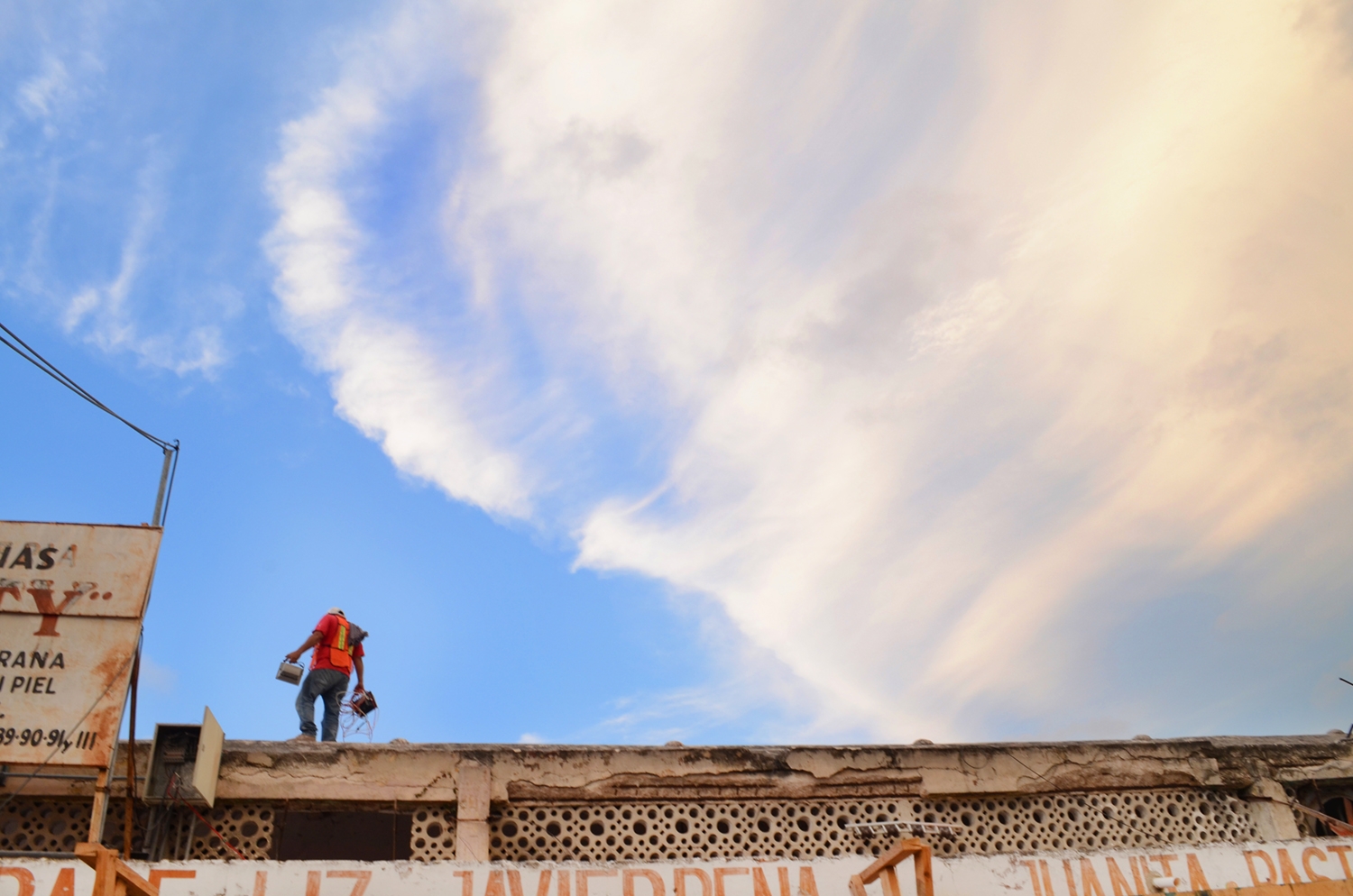 Calor y chubascos aislados
